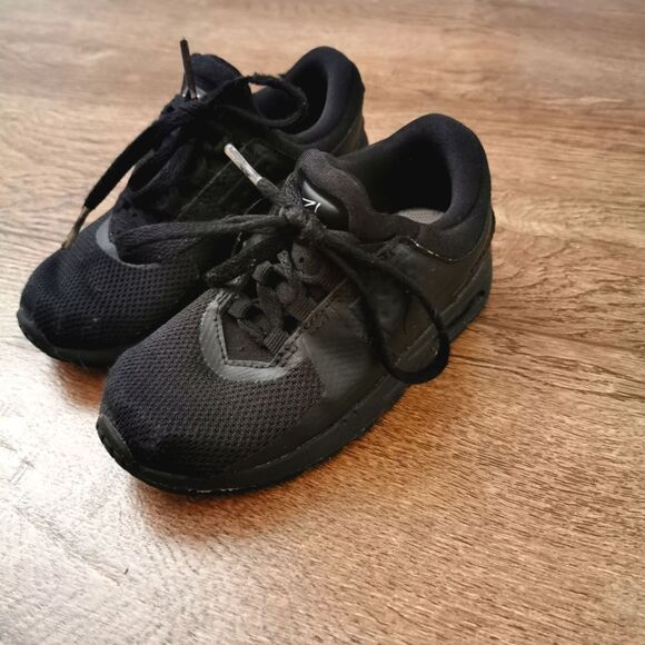 2/$30 Nike shoes / sneakers toddler size 9 - Picture 1 of 6
